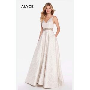 Alyce Paris Metallic Jacquard Floral Gown Beaded Waist Open Back Champagne Sz 14